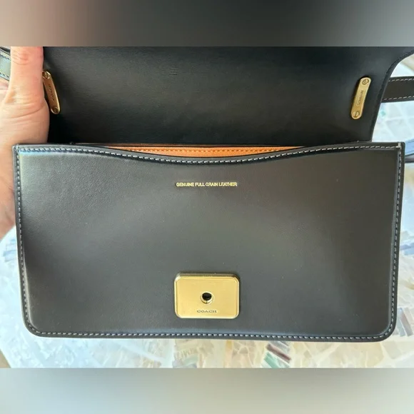 COACH
Bandit Leather Shoulder Bag - Picture 3 of 16